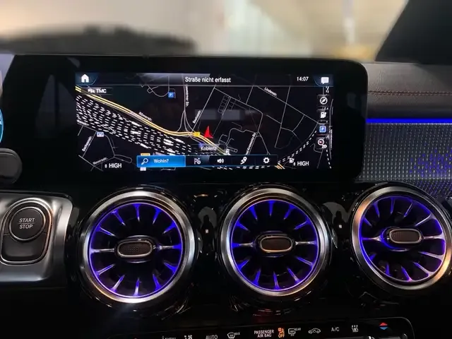 Mercedes-Benz EQB 250