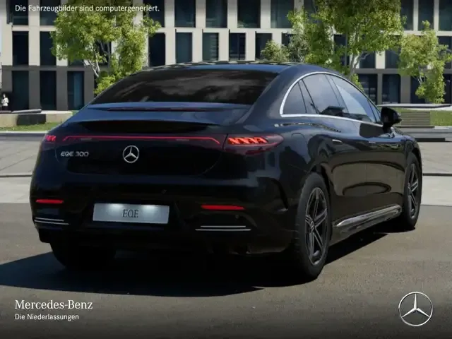 Mercedes-Benz EQE 300