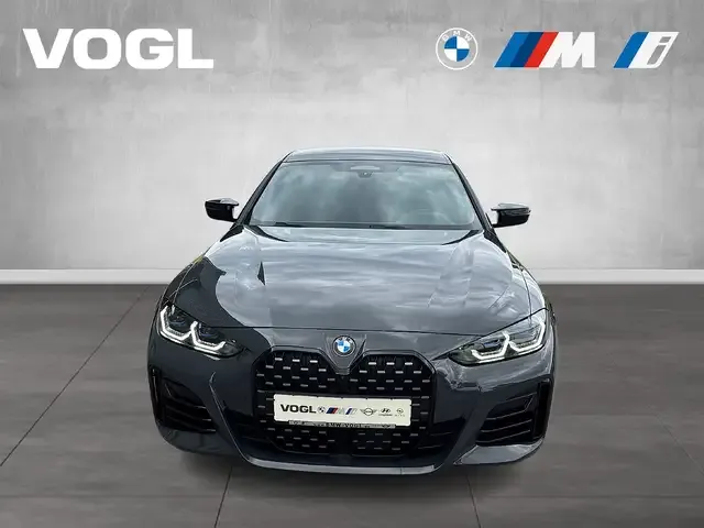BMW 440