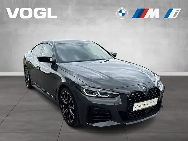 BMW 440