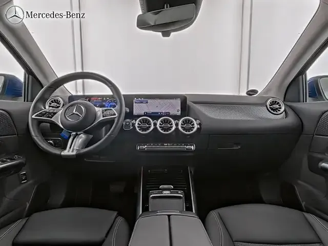 Mercedes-Benz EQA 300