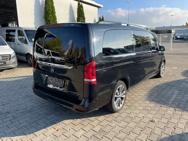 Mercedes-Benz V 300