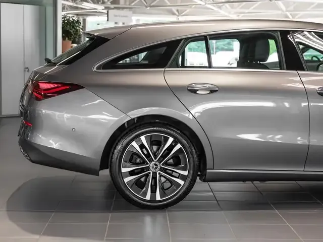 Mercedes-Benz CLA 180