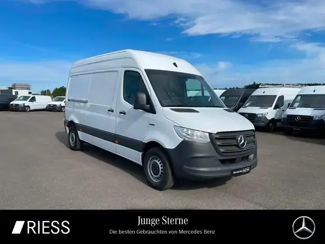 Mercedes-Benz Sonstige