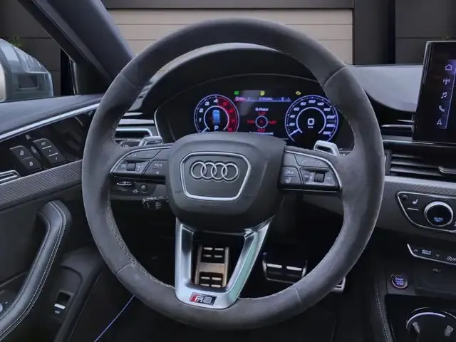 Audi RS4