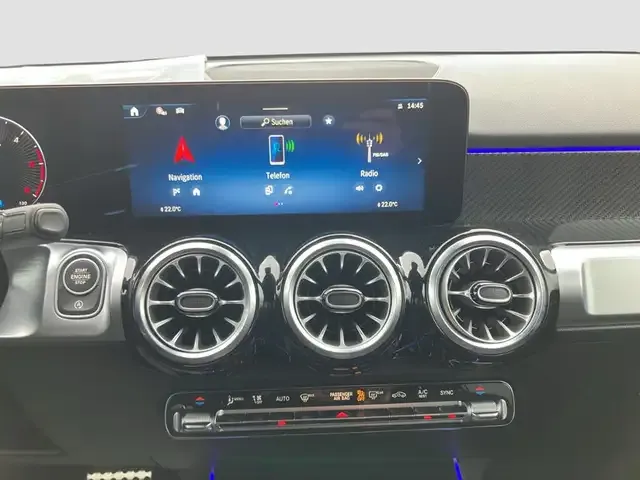 Mercedes-Benz GLB 200