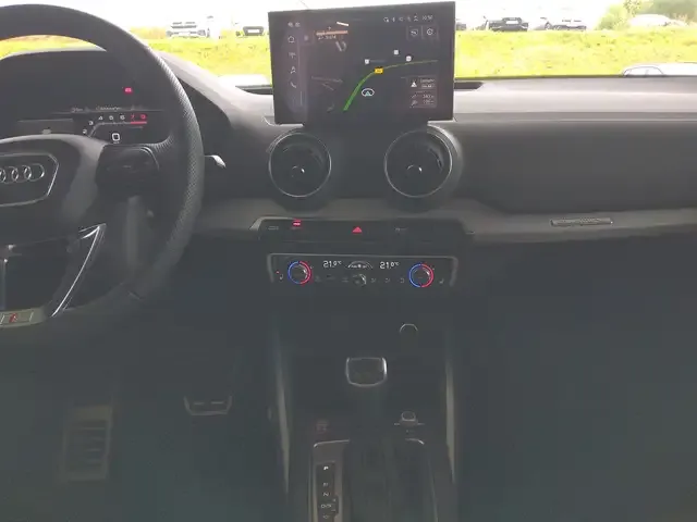 Audi SQ2