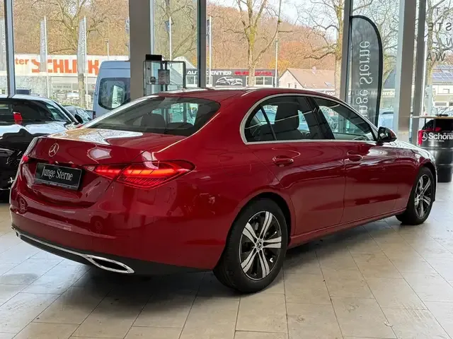 Mercedes-Benz C 200