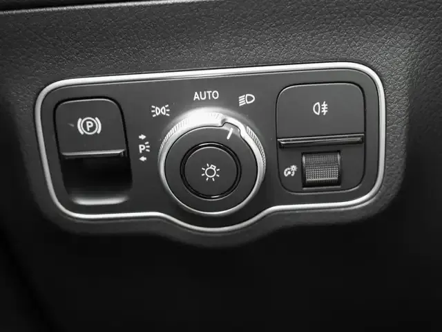 Mercedes-Benz EQA 300