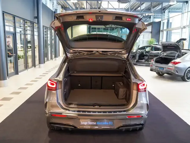 Mercedes-Benz EQA 250