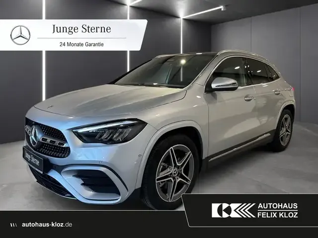 Mercedes-Benz GLA 200