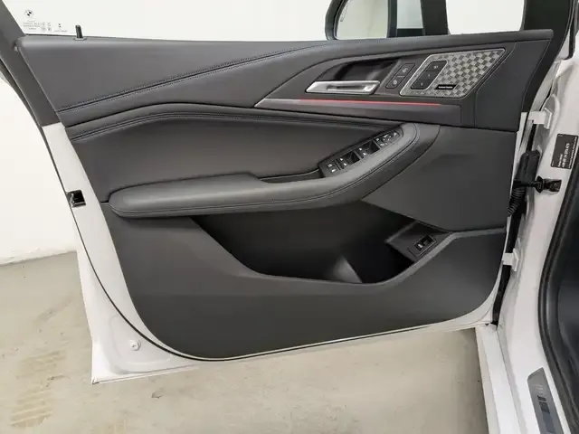 BMW 225