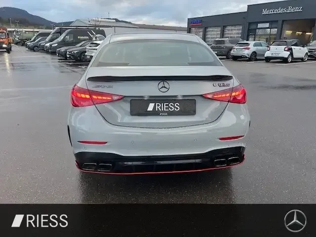 Mercedes-Benz C 63 AMG