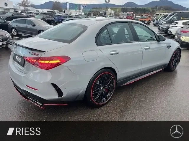 Mercedes-Benz C 63 AMG