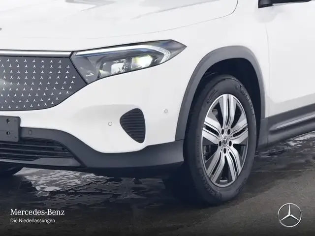 Mercedes-Benz EQB 300