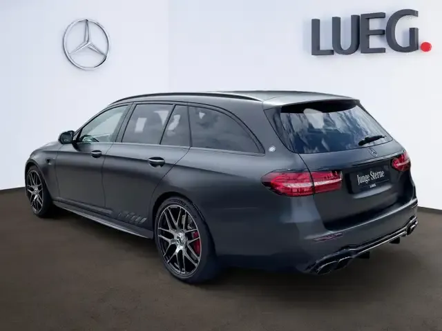 Mercedes-Benz E 63 AMG