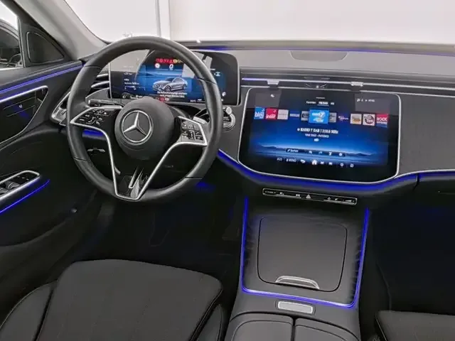 Mercedes-Benz E 220