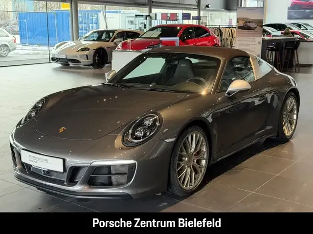 Porsche 991