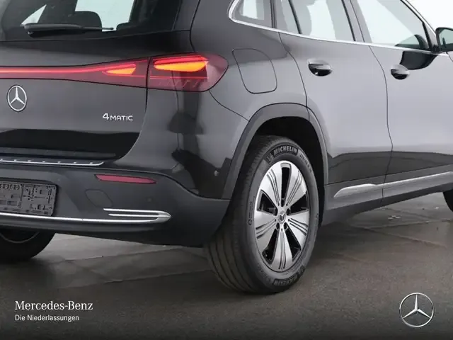 Mercedes-Benz EQA 300
