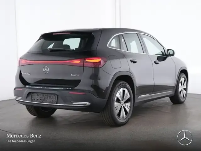 Mercedes-Benz EQA 300