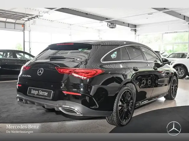 Mercedes-Benz CLA 250