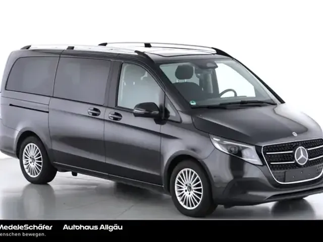 Mercedes-Benz V 220