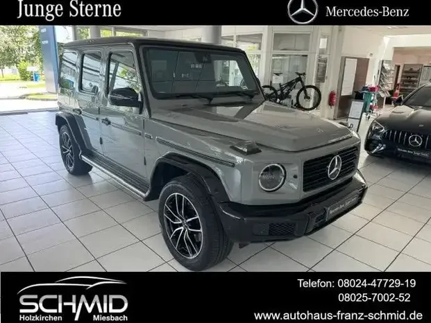 Mercedes-Benz G 400