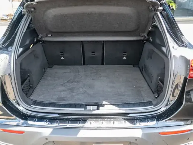 Mercedes-Benz EQA 300
