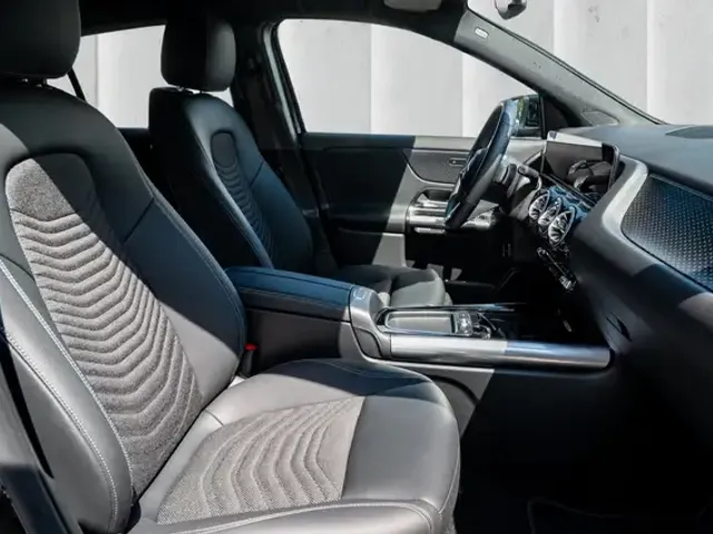 Mercedes-Benz EQA 300