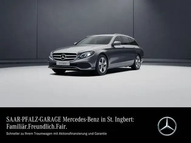 Mercedes-Benz E 220