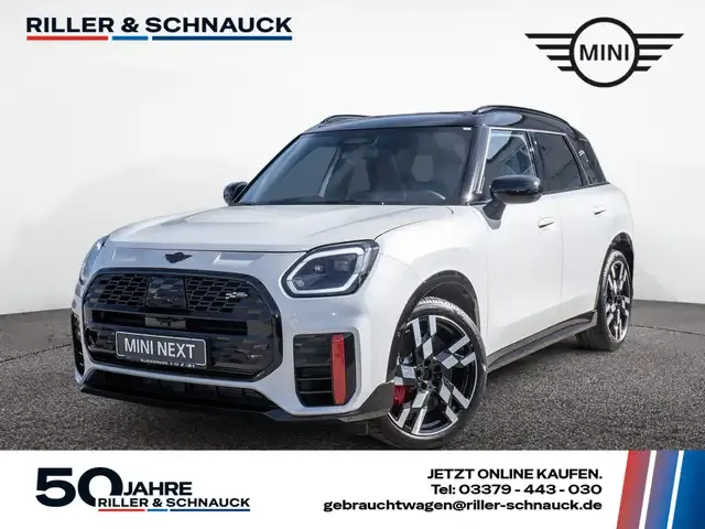 MINI John Cooper Works Countryman