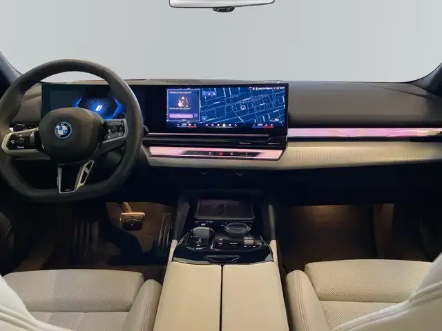 BMW 550
