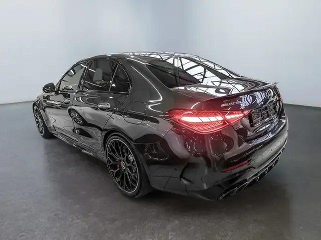 Mercedes-Benz C 63 AMG