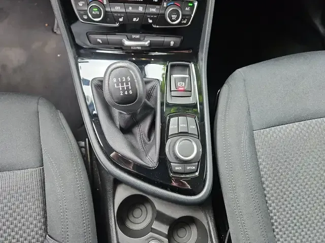 BMW 216