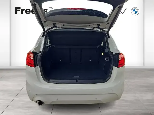 BMW 216
