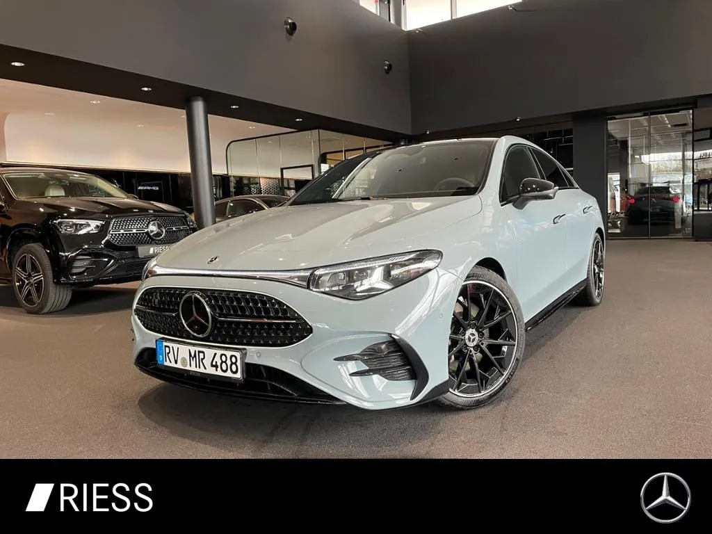 Mercedes-Benz CLA 200