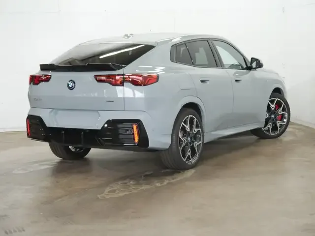 BMW iX2