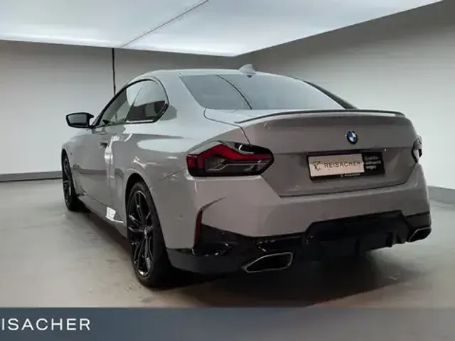 BMW 240