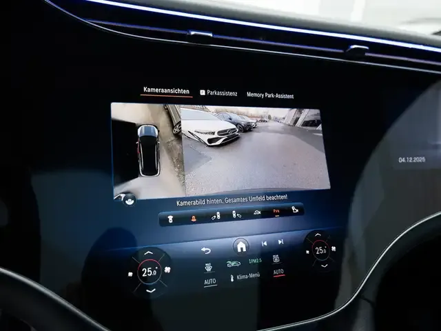 Mercedes-Benz EQS SUV