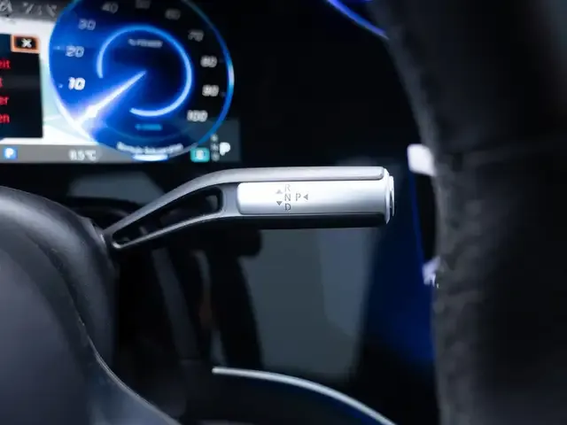 Mercedes-Benz EQS SUV