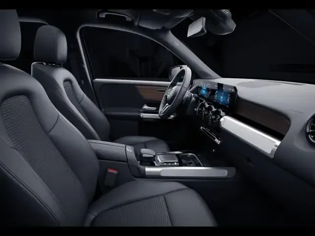 Mercedes-Benz GLB 200