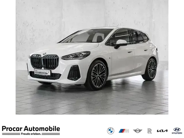 BMW 220