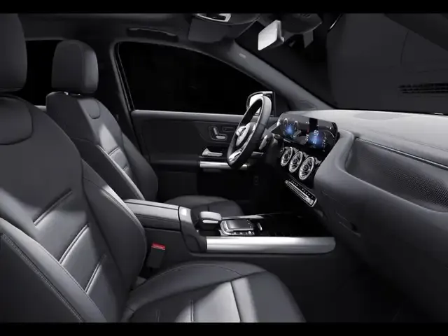 Mercedes-Benz EQA 300