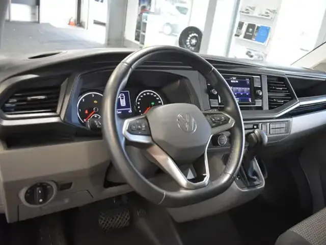 Volkswagen T6.1 Caravelle