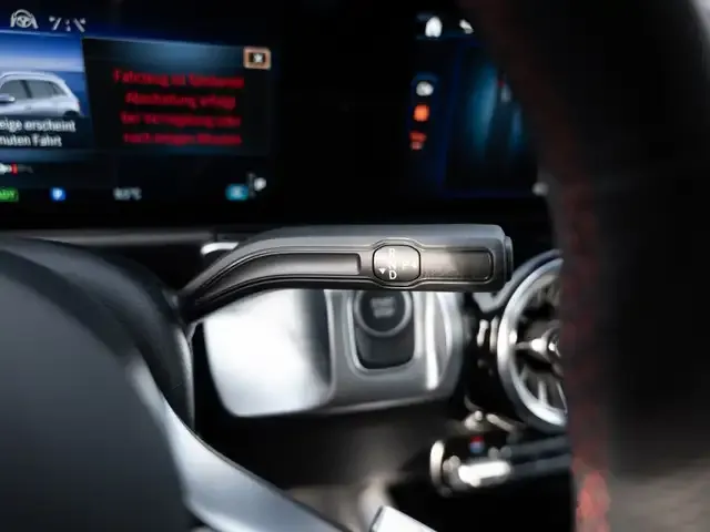 Mercedes-Benz EQB 300