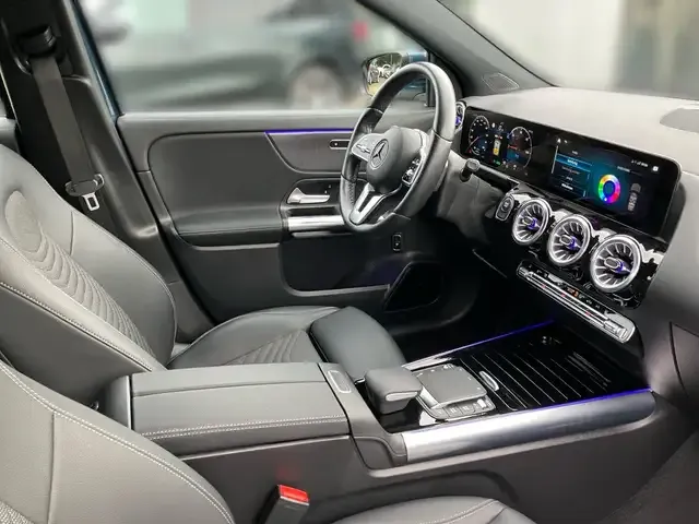 Mercedes-Benz EQA 250