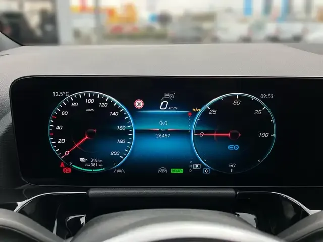 Mercedes-Benz EQA 250