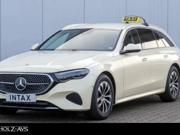 Mercedes-Benz E 200