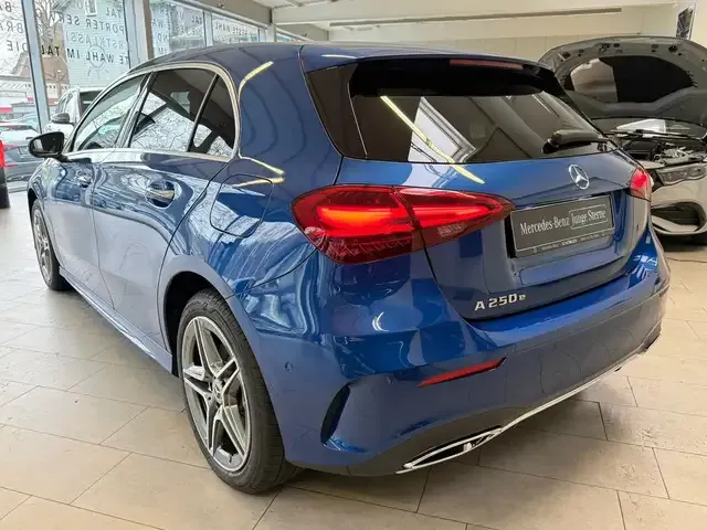 Mercedes-Benz A 250