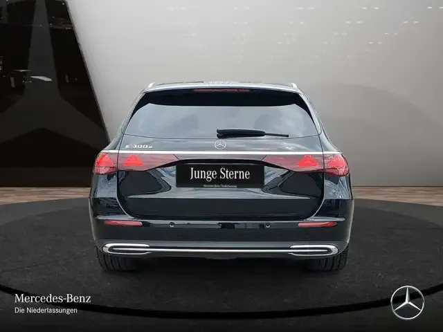 Mercedes-Benz E 300